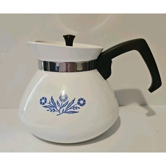 RARE Backstamp 1960s Vintage Corning Ware Blue Cornflower 6 Cup Teapot with Lid! - Picture 1 of 5